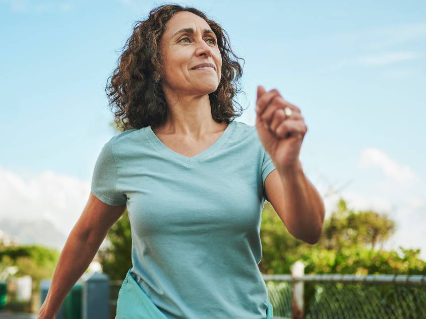 Benefits of walking for weight loss. Burning calories with every step