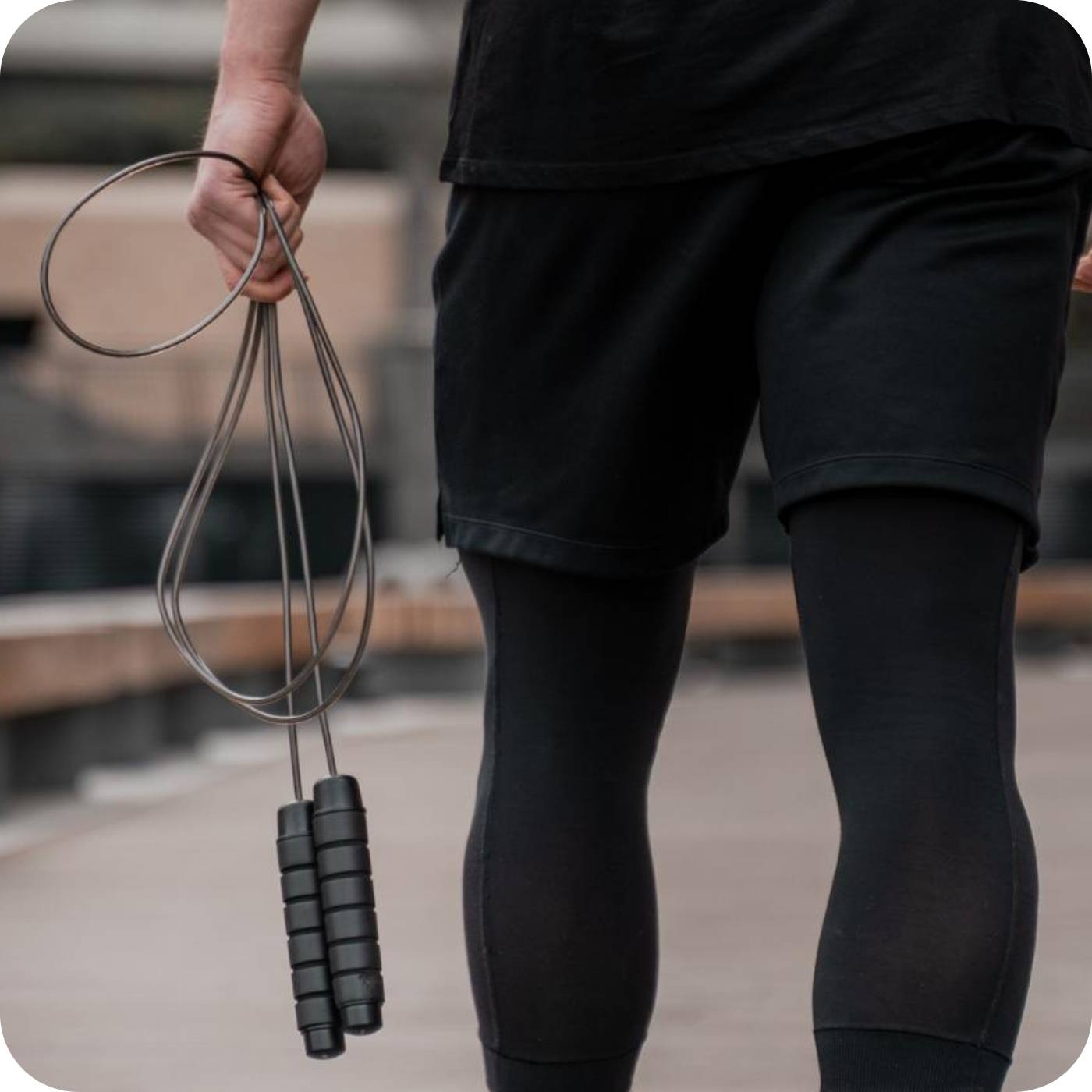 man going to workout with his 3dactive jump rope